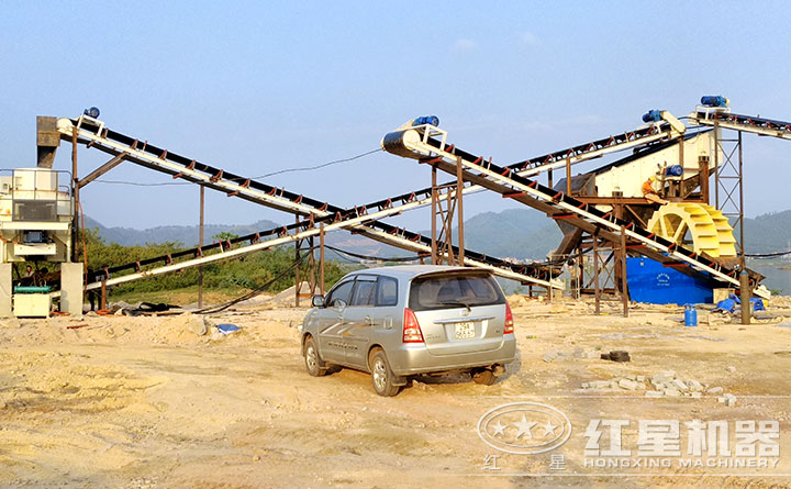 制砂機、洗砂機現(xiàn)場