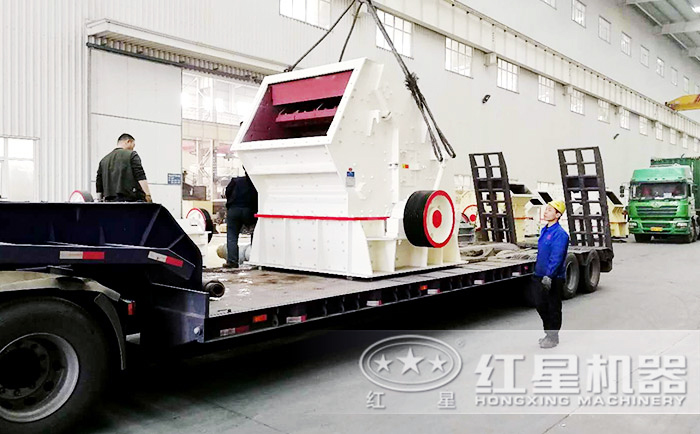 反擊破裝車、發(fā)貨現(xiàn)場